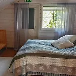 Semesterbostad Aurinko-saaga 5 Paritalo By Interhome *